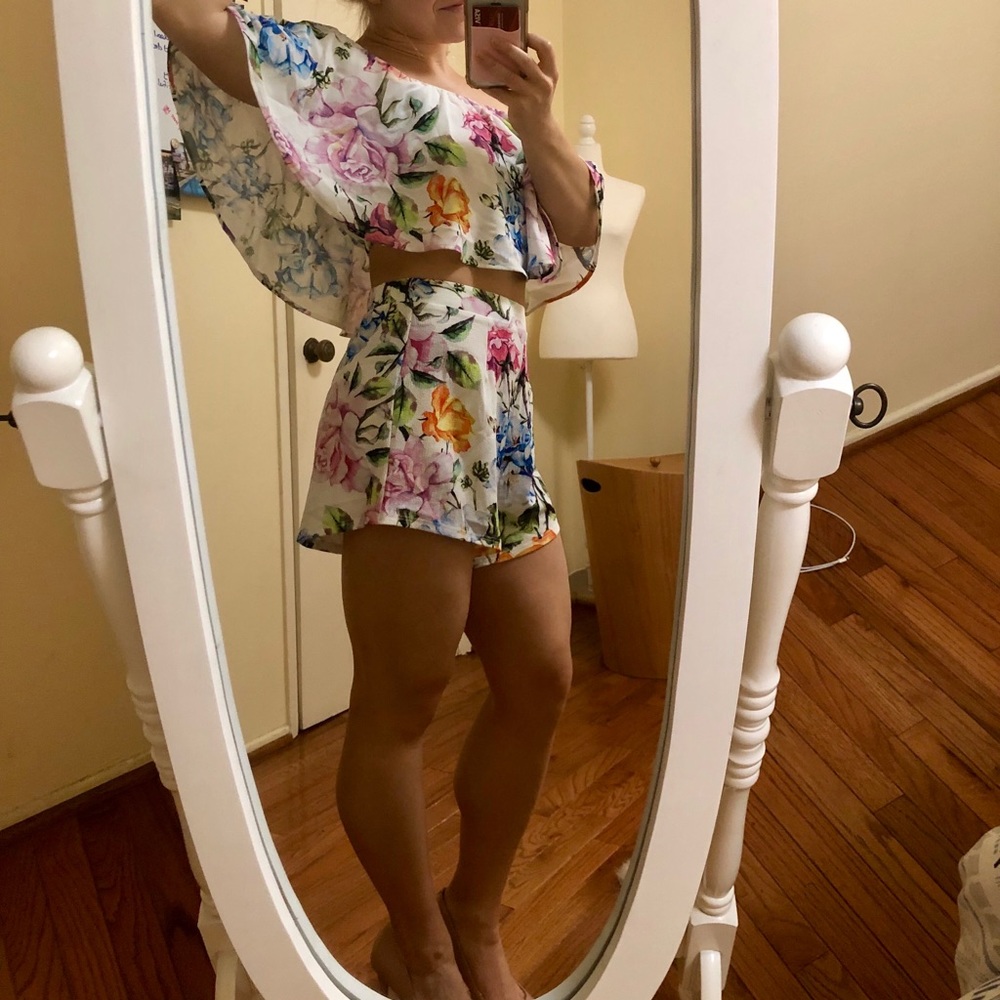 Show me your mumu complete set.